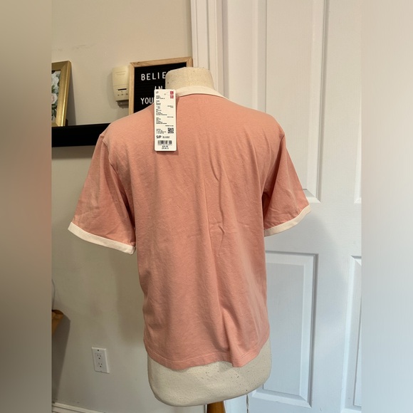 NEW - Uniqlo - Women’s T shirts - Picture 3 of 6